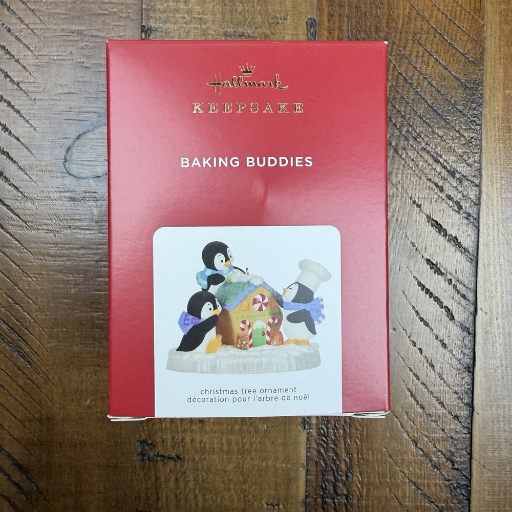 Hallmark 2021 Baking Buddies Playful Penguins Gingerbread House Gumdrop Ornament